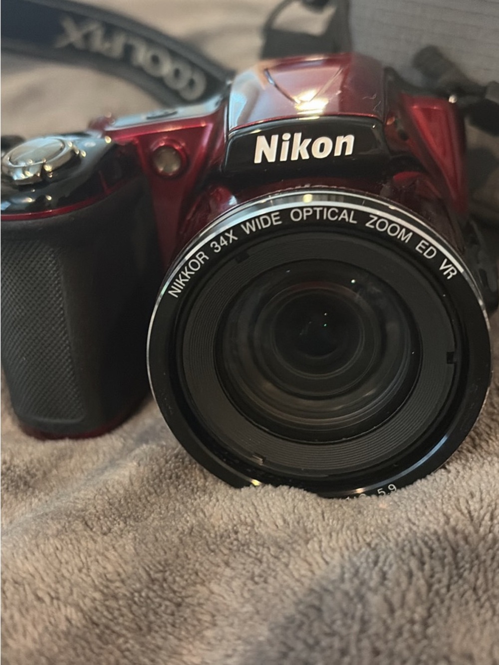 Nikon Red Compact Bridge Camera with 34x Optical Zoom